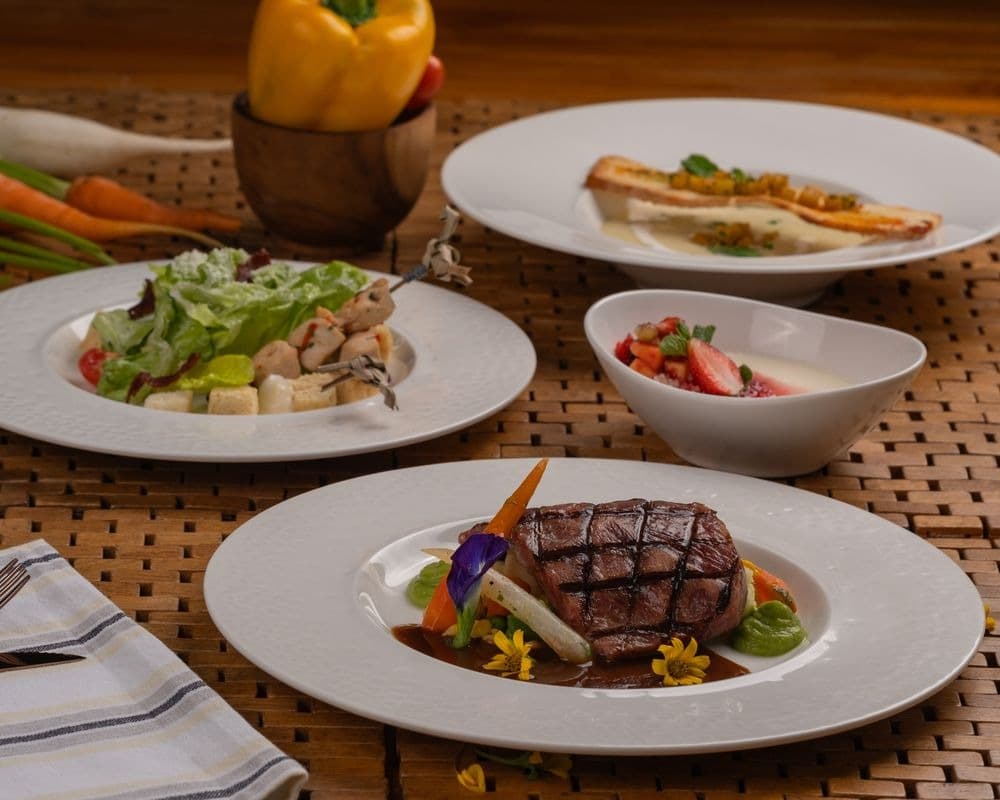 Discover 9 Perfect Pairings for Food and Cocktails at Properti Bali