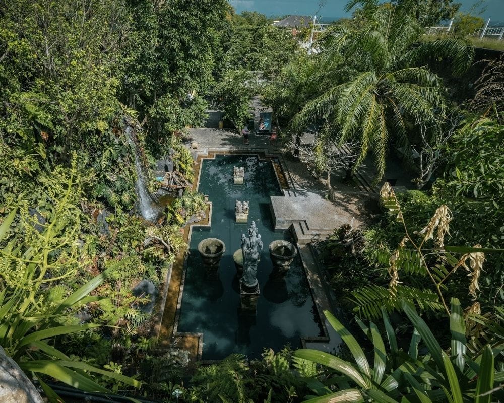 Menyelami Keindahan dan Keajaiban yang Tersimpan di Plaza Kura-Kura