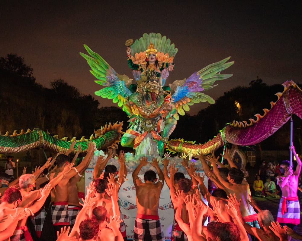 Tari Kecak Garuda Wisnu Kencana