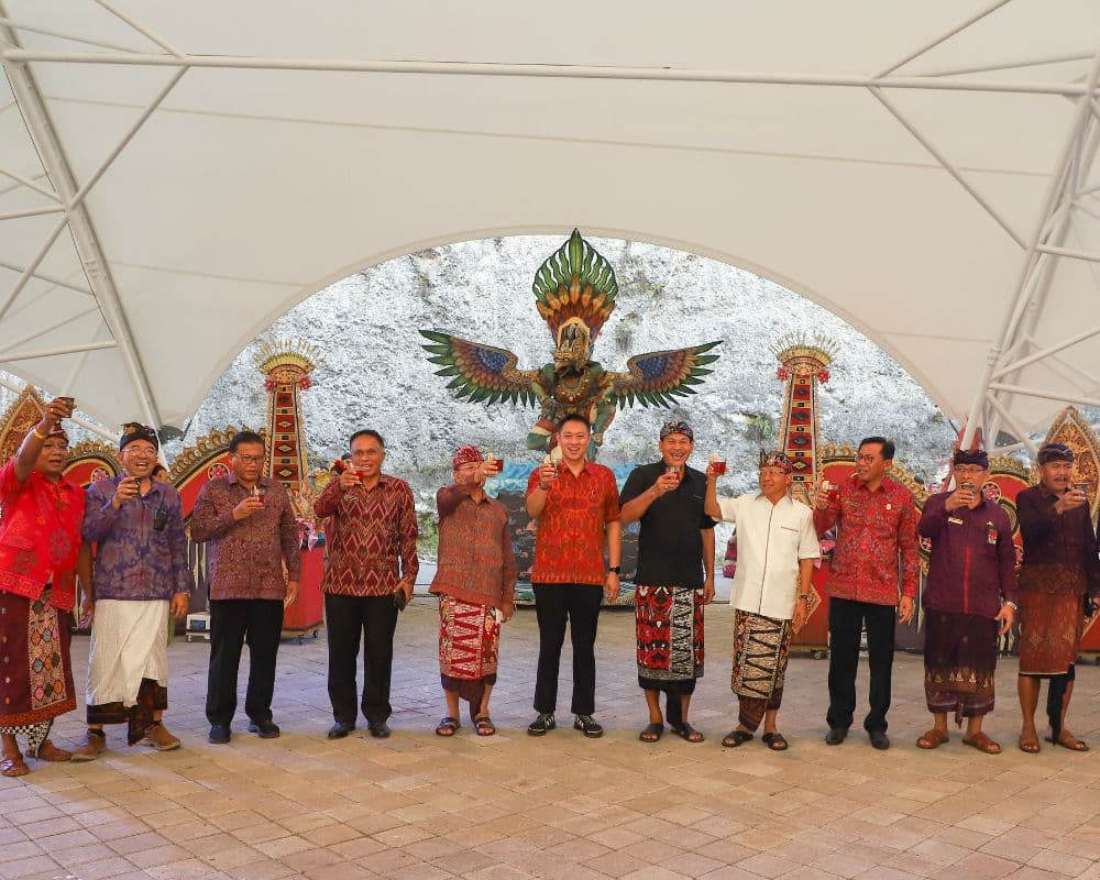 Supporting the Creative Economy and Cultural Heritage, GWK Collaborates with the Association to Commemorate Arak Day