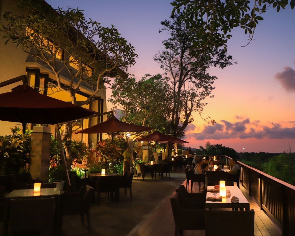 Restoran di Bali dengan Pemandangan Indah, Jendela Bali Jawabannya!