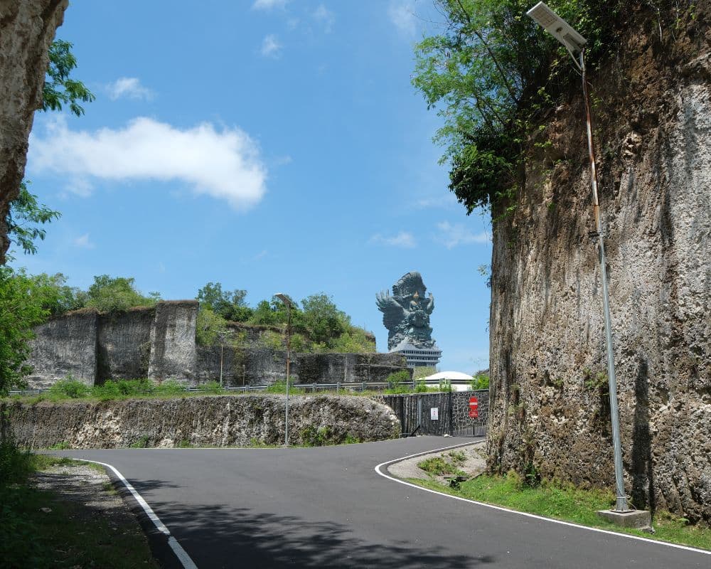 Tempat Wisata di Bali Terbaru, Ayo Jelajahi Pesona Modern dan Budaya di GWK Cultural Park!
